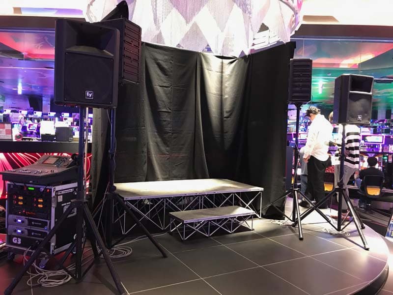 アキラ100％パチンコ芸能人来店イベント